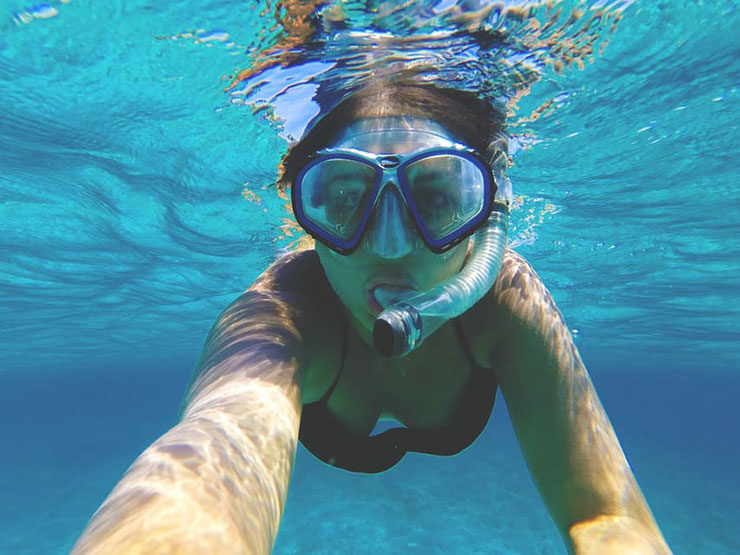 Snorkeling-Hikkaduwa-beach